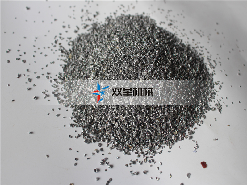 <a href='http://www.mikehart.com.cn/psj/845.html' target='_blank'><span>金屬破碎機(jī)</span></a>鐵屑破碎效果