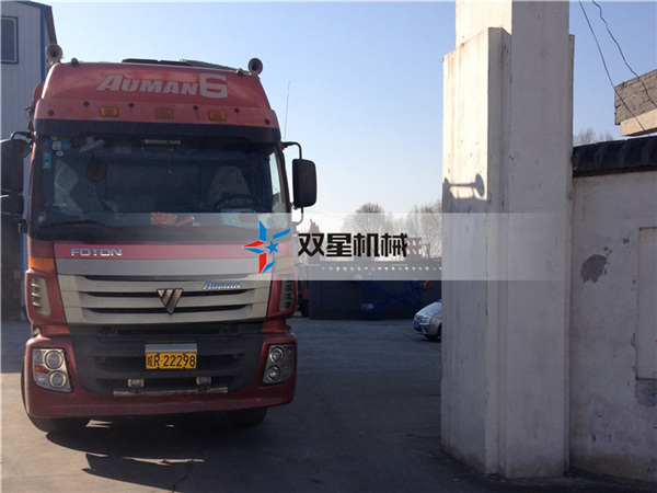 <a href='http://www.mikehart.com.cn/feilv/83.html' target='_blank'><span>鋁型材破碎機(jī)</span></a>設(shè)備發(fā)貨現(xiàn)場實(shí)拍