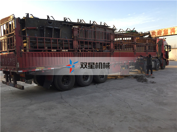 <a href='http://www.mikehart.com.cn/feilv/852.html' target='_blank'><span>鋁合金破碎機(jī)</span></a>生產(chǎn)線設(shè)備發(fā)往安徽合肥