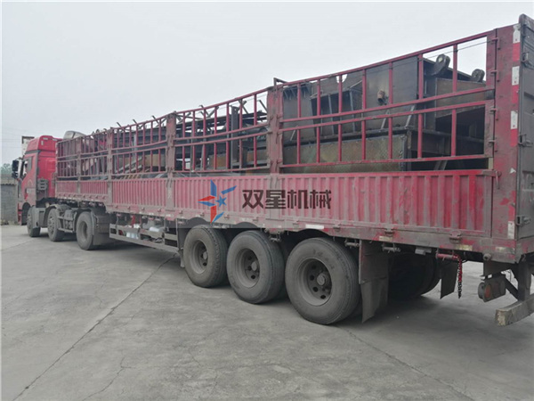 <a href='http://www.mikehart.com.cn/feilv/852.html' target='_blank'><span>鋁合金破碎機(jī)</span></a>廠家1400型設(shè)備發(fā)往山西朔州