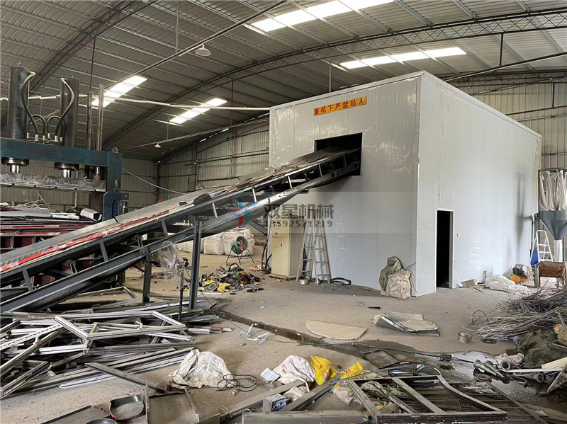 了解斷橋鋁合金破碎機(jī)加工利潤(rùn)空間如何 了解斷橋鋁合金破碎機(jī)加工利潤(rùn)空間如何